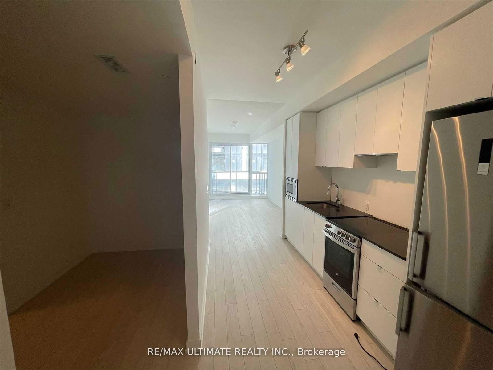 49 East Liberty St, unit 601 for rent