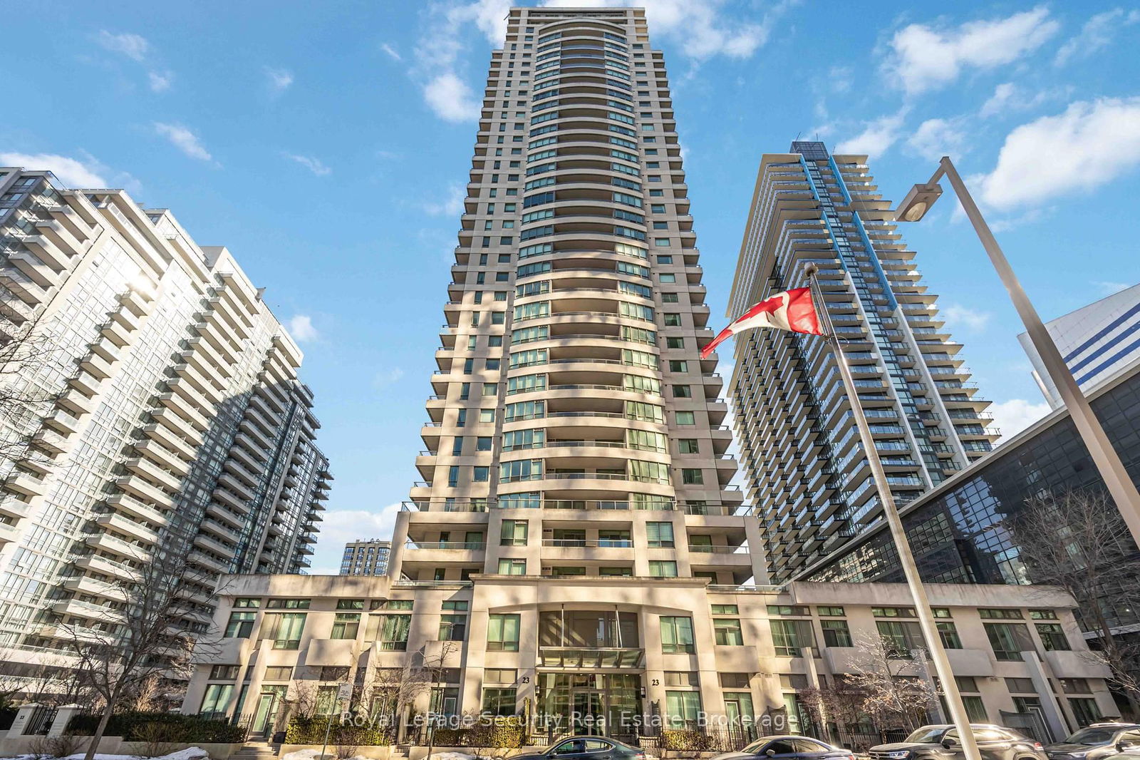 23 Hollywood Ave, unit 108 for sale