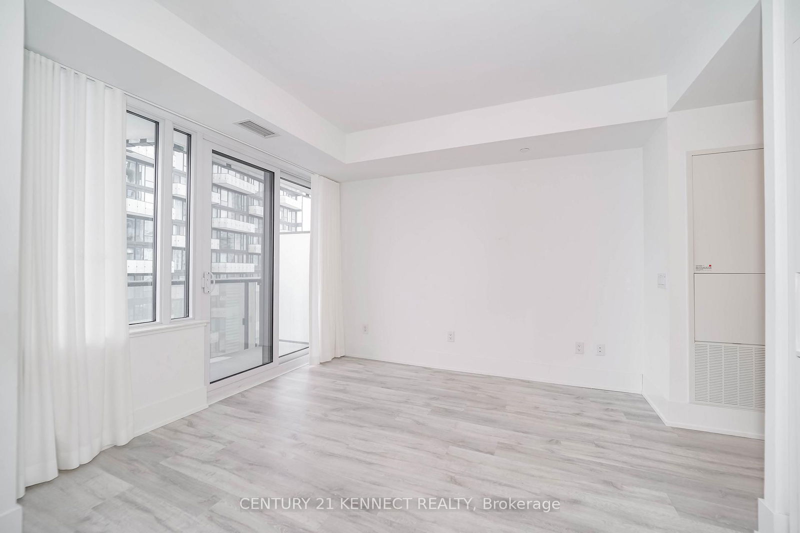 480 Front St W, unit 1606 for rent