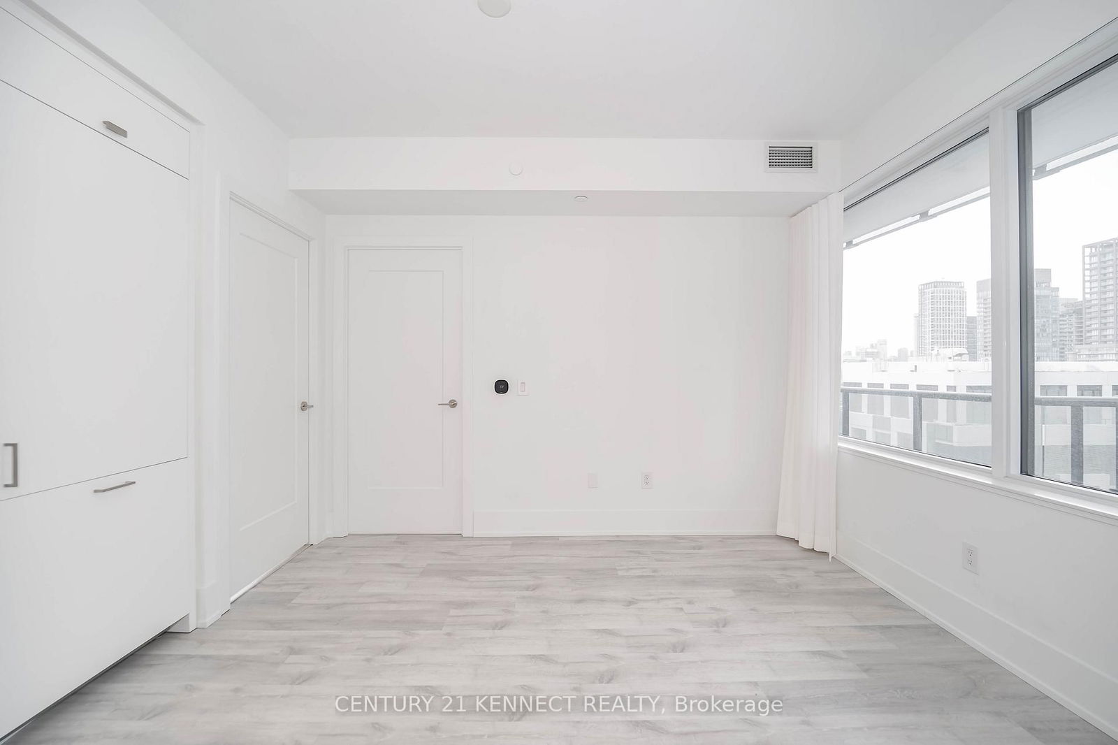 480 Front St W, unit 1606 for rent