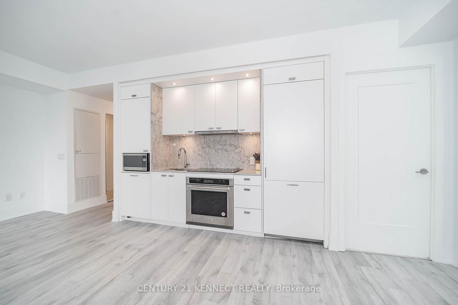 480 Front St W, unit 1606 for rent