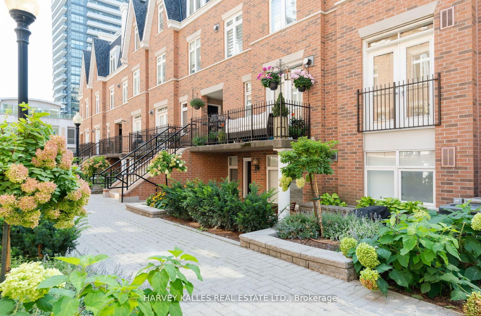 Redpath Townhomes, Midtown, Toronto