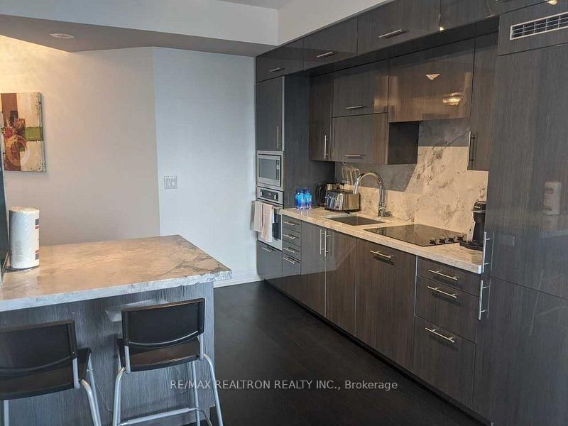 5 Sheppard Ave E, unit 3023 for rent