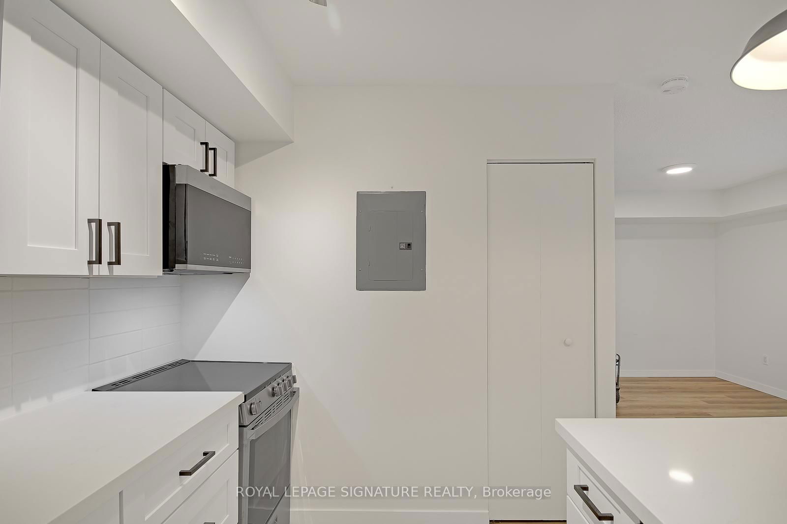 21 Pirandello St, unit 1217 for rent