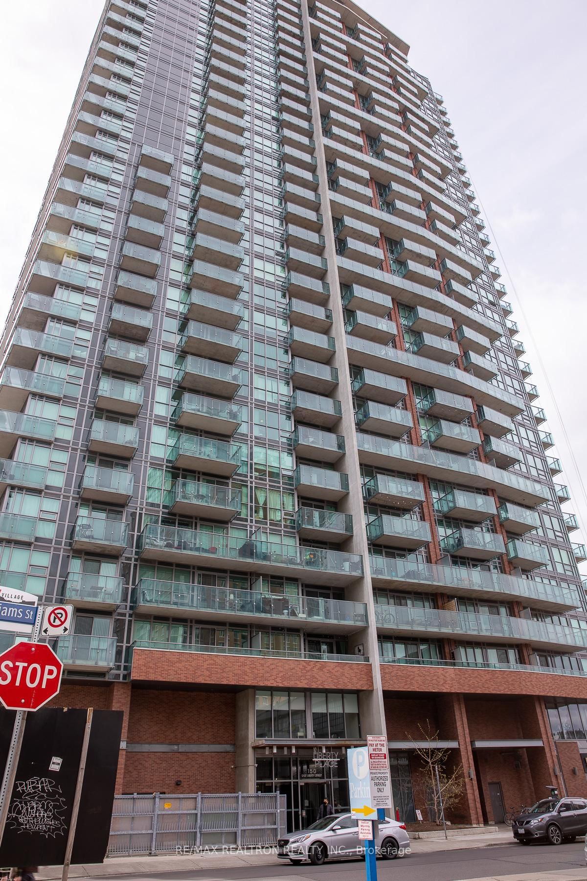 150 East Liberty St, unit 1012 for rent