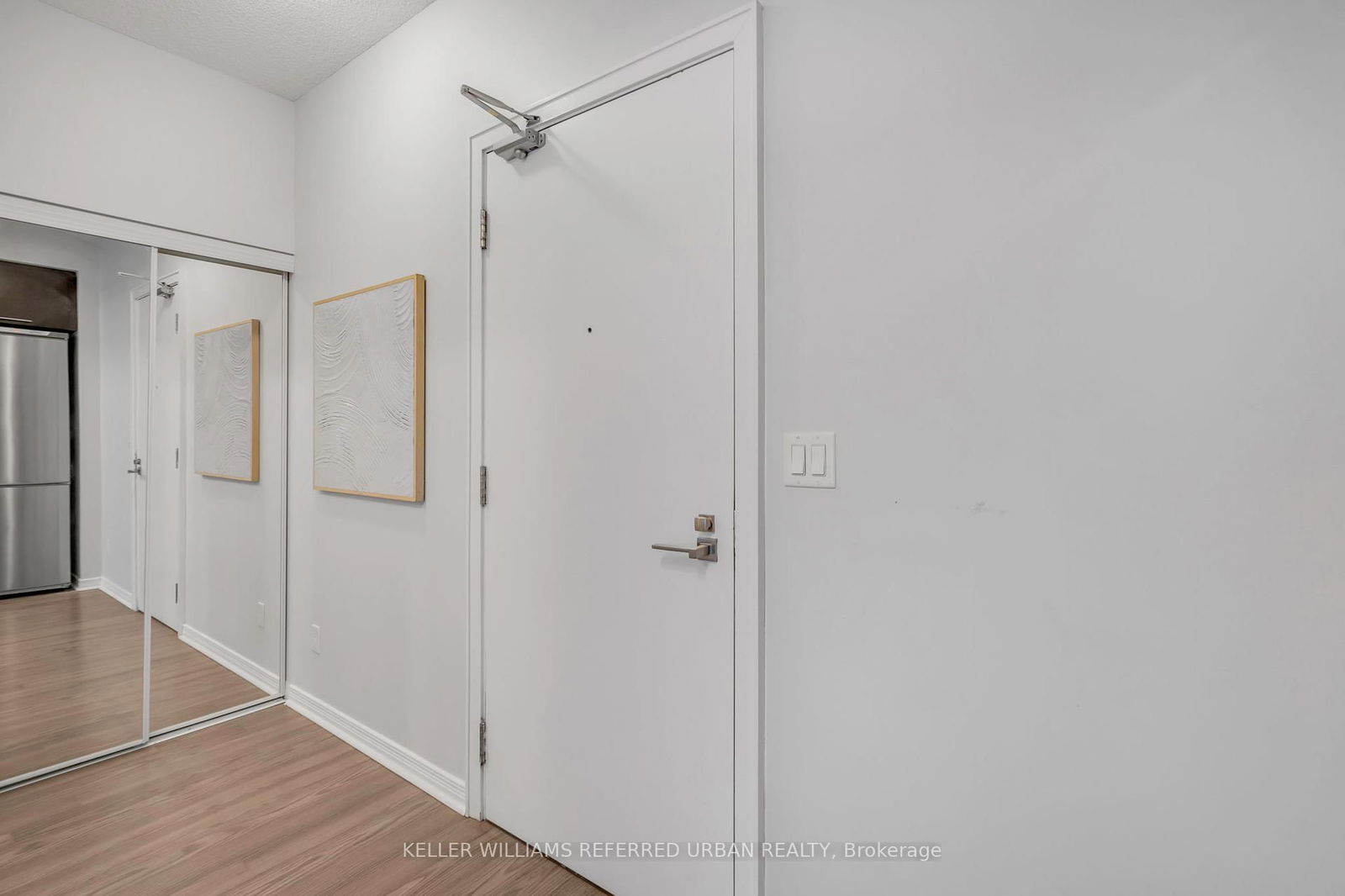 352 Front St W, unit 2021 for sale