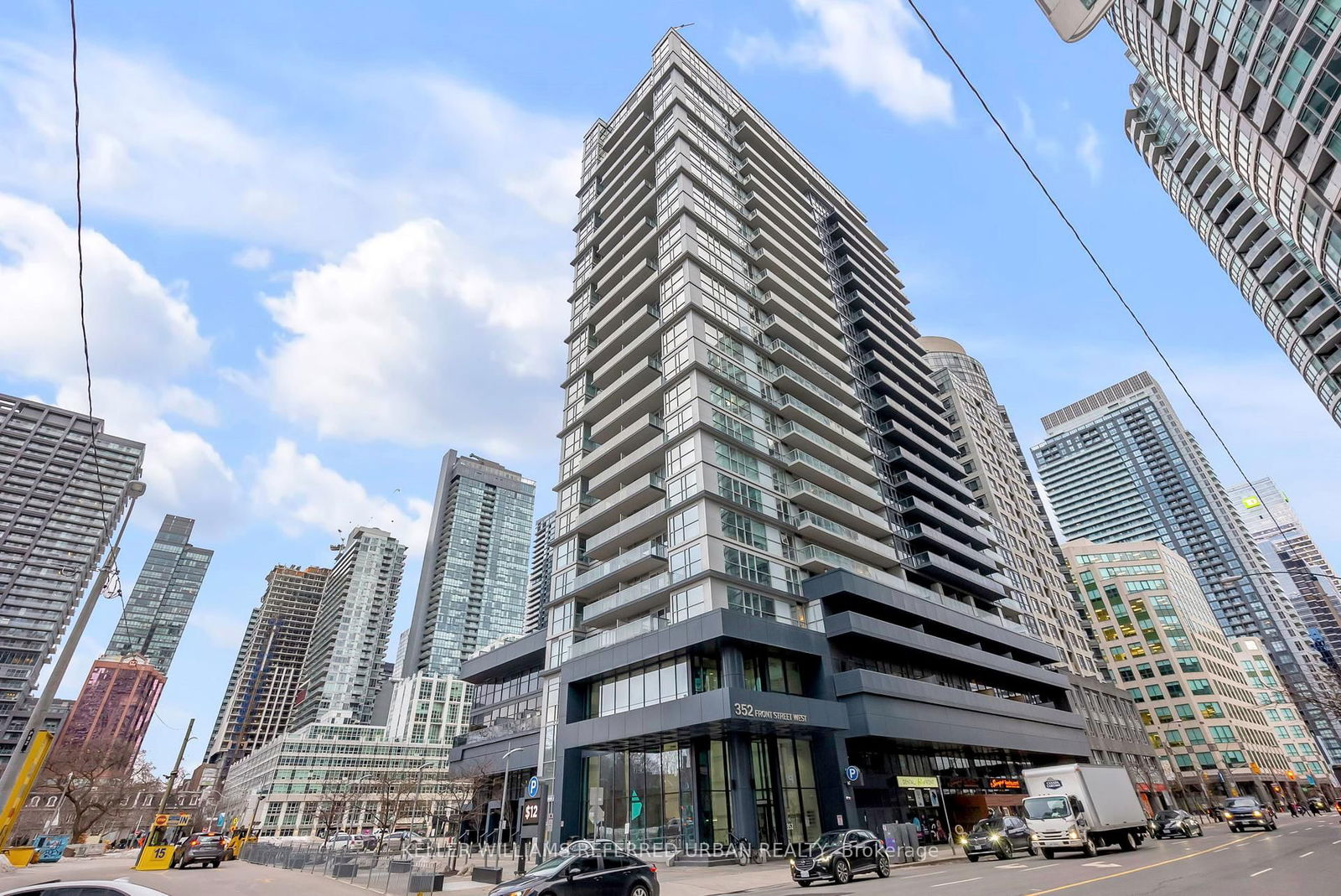 352 Front St W, unit 2021 for sale