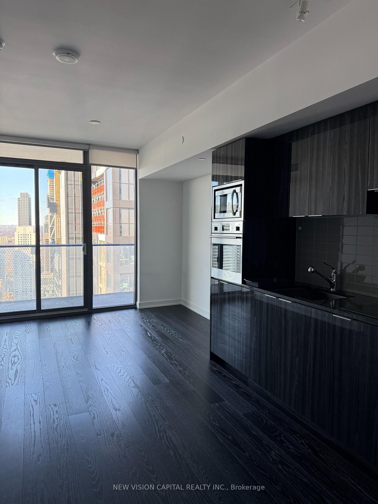 11 Wellesley St W, unit 5509 for sale