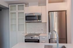 42 Charles St E, unit 3109 for rent