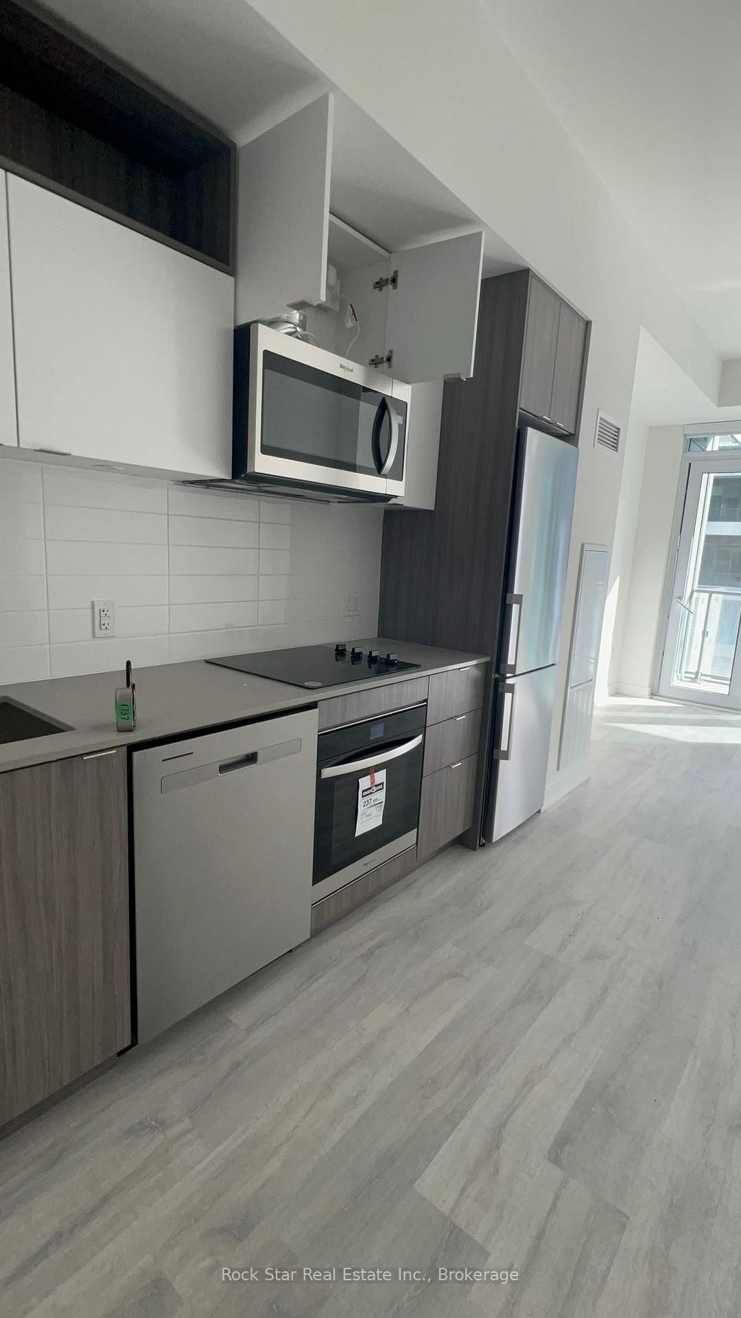 135 Lower Sherbourne St, unit 1737 for sale