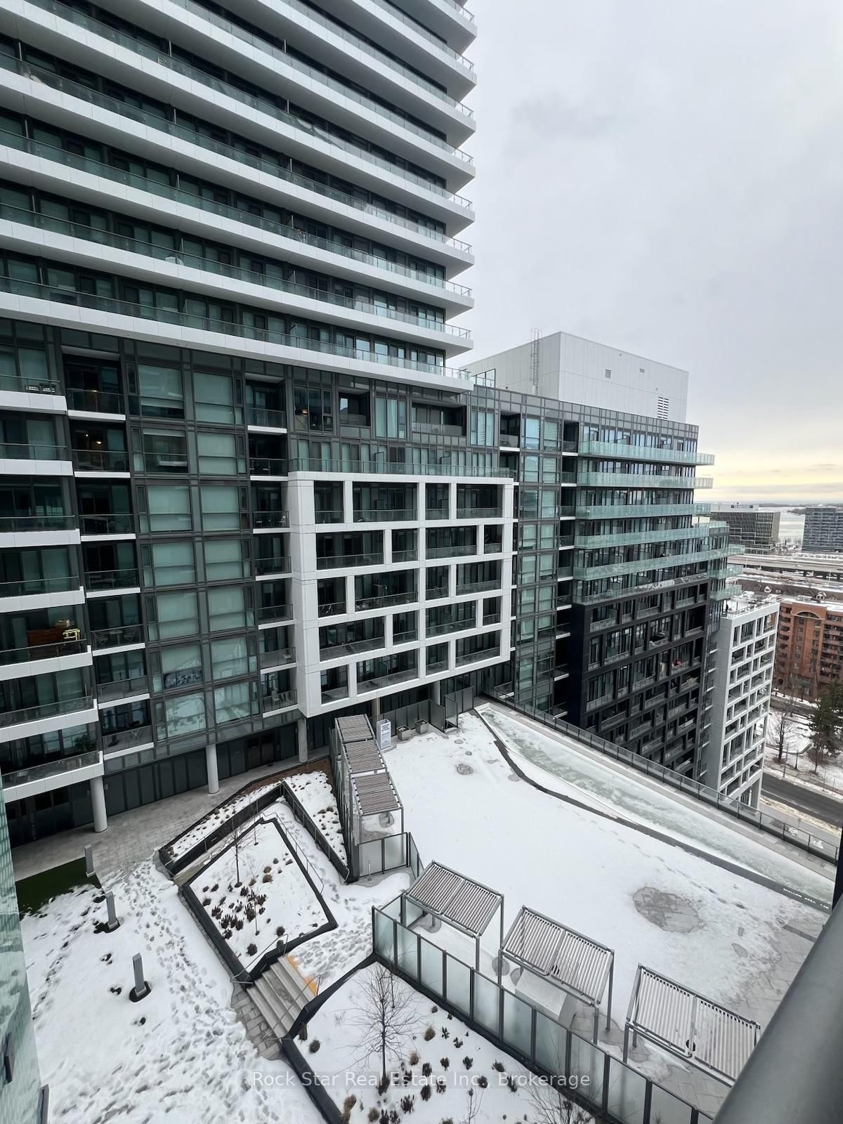 135 Lower Sherbourne St, unit 1737 for sale