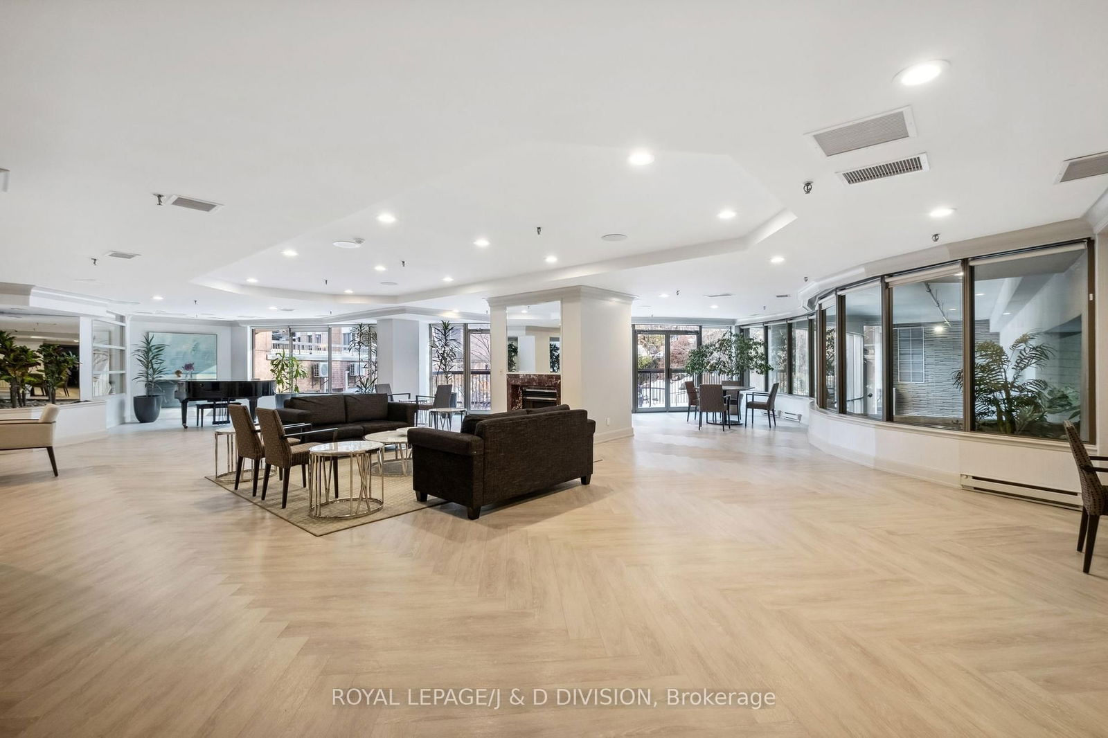 3800 Yonge St, unit 805 for rent