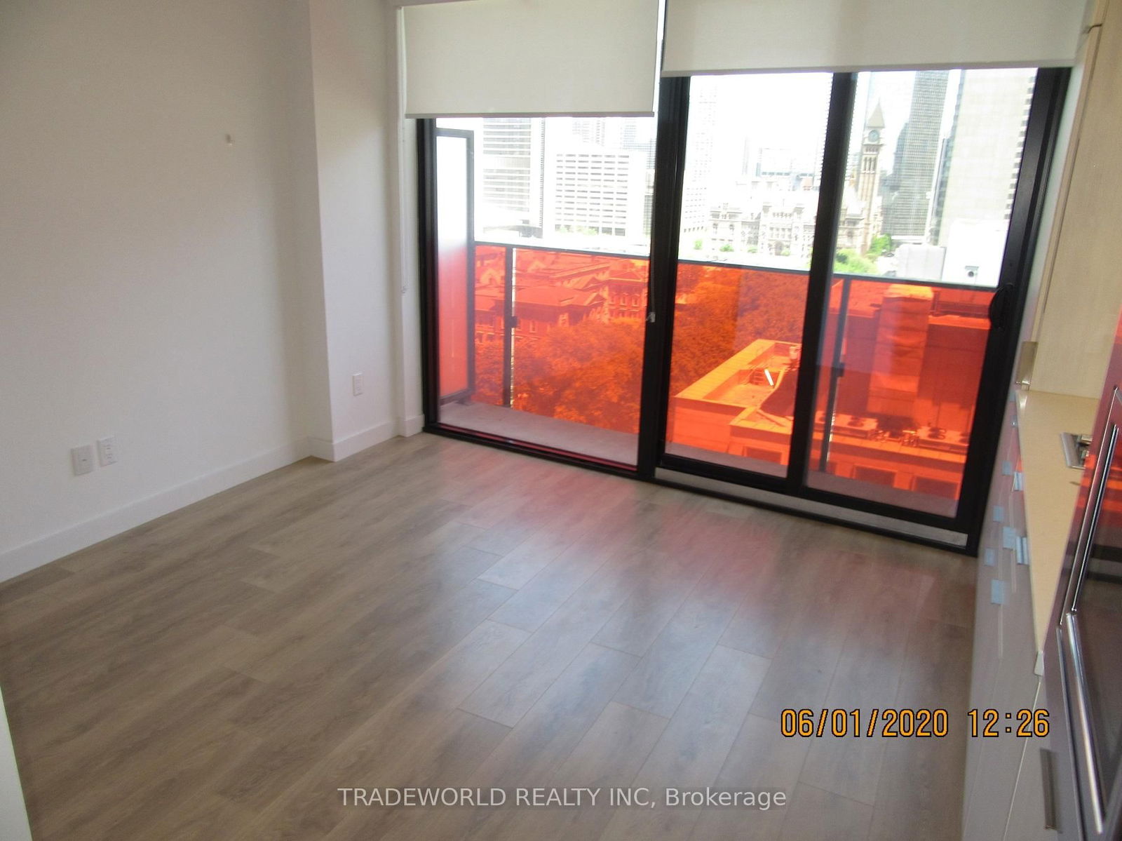 215 Queen St W, unit 1510 for rent