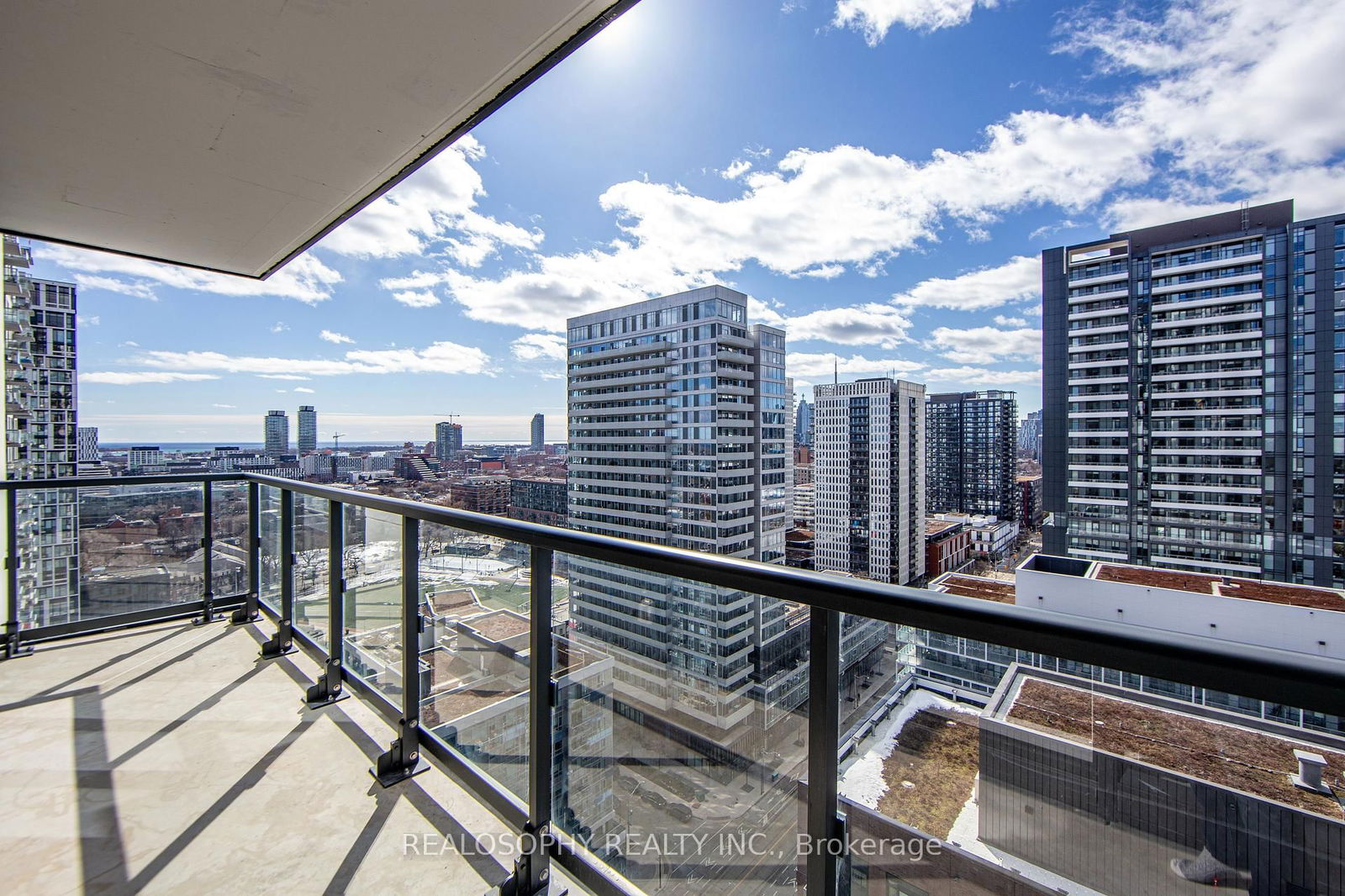 130 River St, unit 1905 for sale