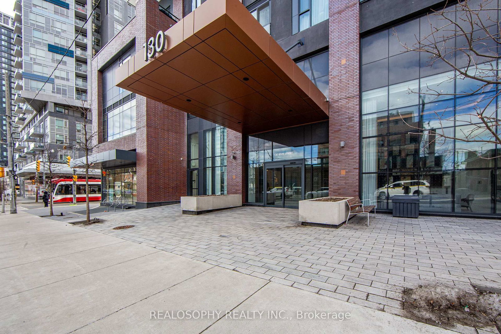 130 River St, unit 1905 for sale