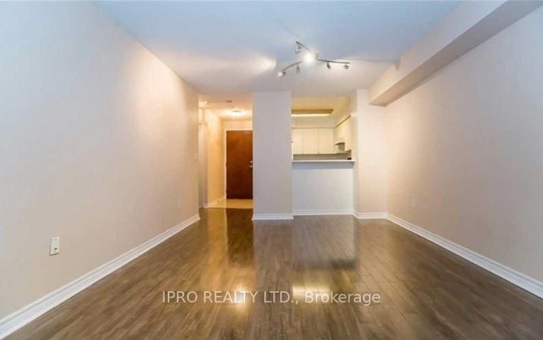 8 Pemberton Ave, unit 401 for rent