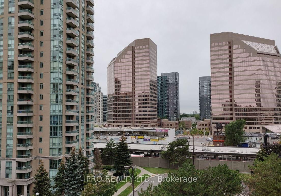 8 Pemberton Ave, unit 401 for rent