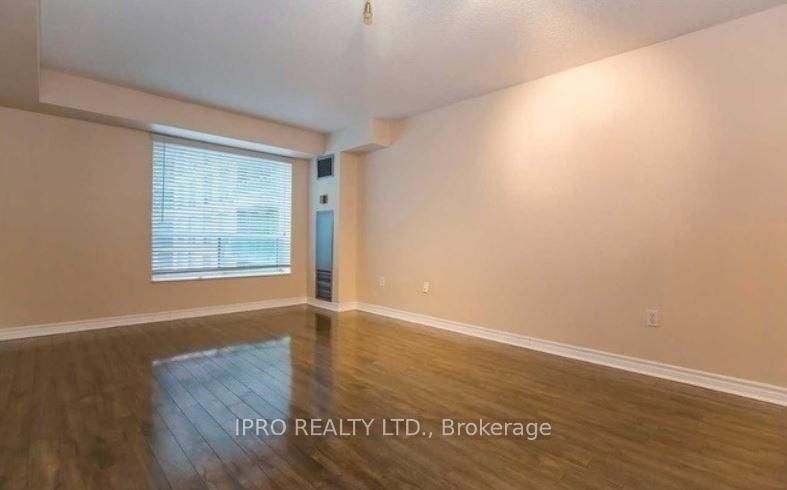 8 Pemberton Ave, unit 401 for rent