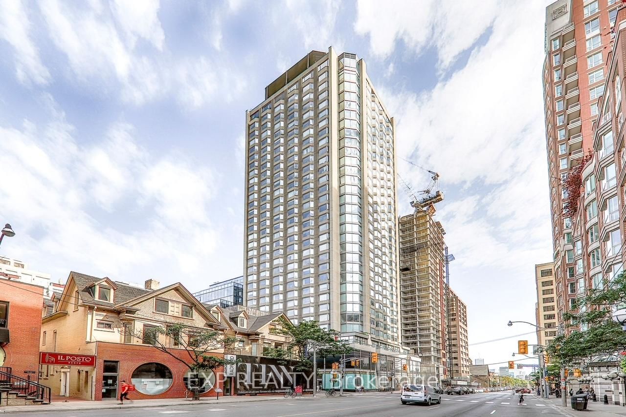 155 Yorkville Ave, unit 1509 for rent