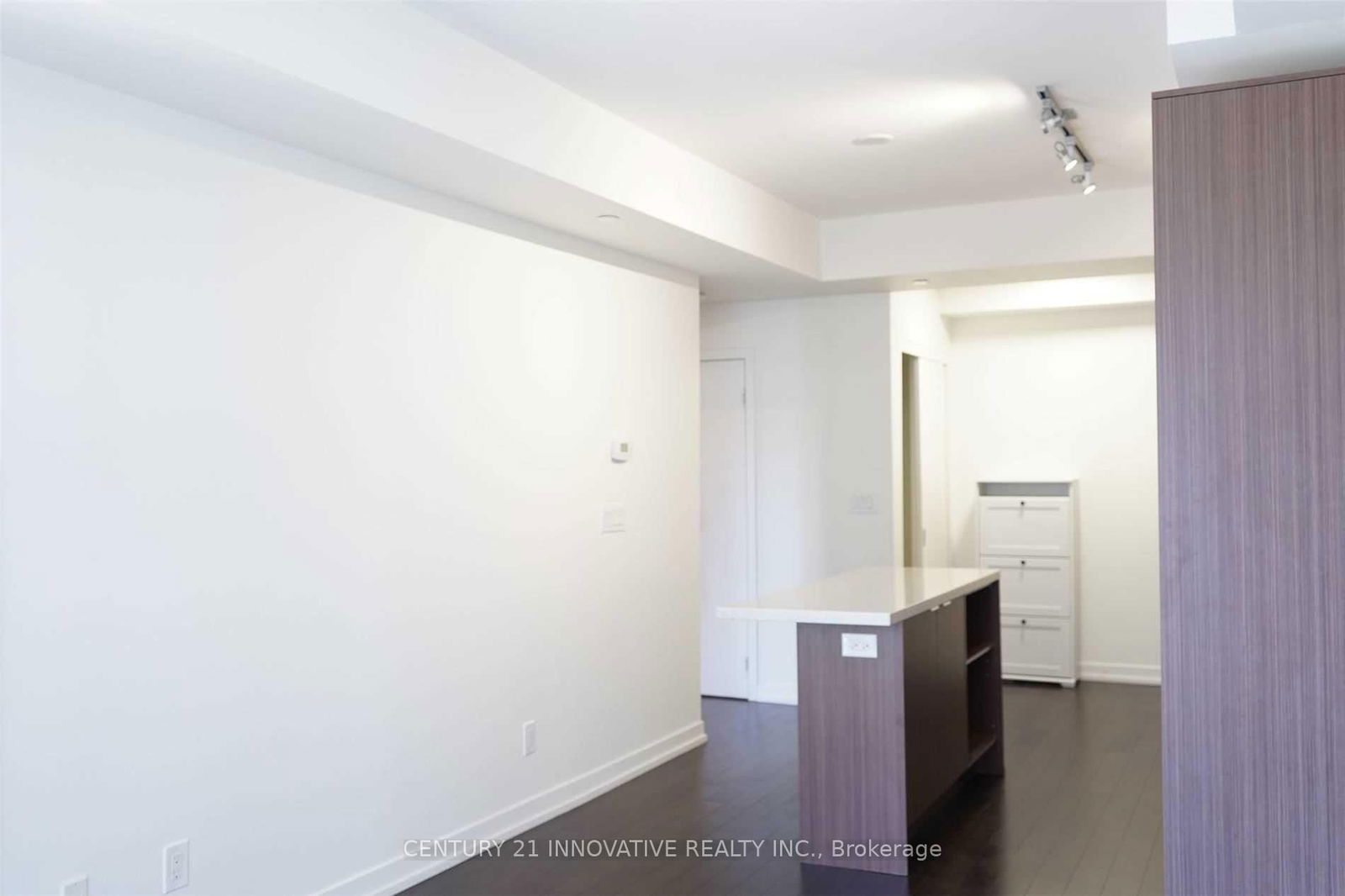 21 Widmer St, unit 1907 for rent