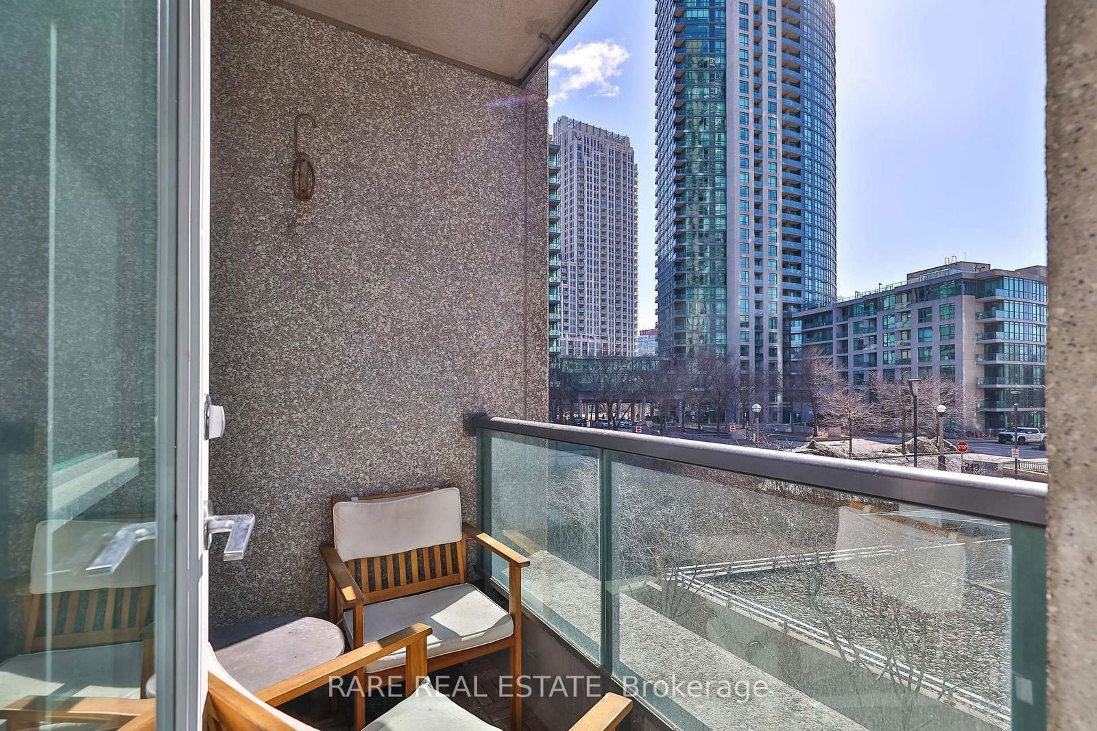 231 Fort York Blvd, unit 233 for sale