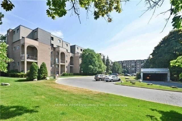 4005 Don Mills Rd, unit 208 for rent