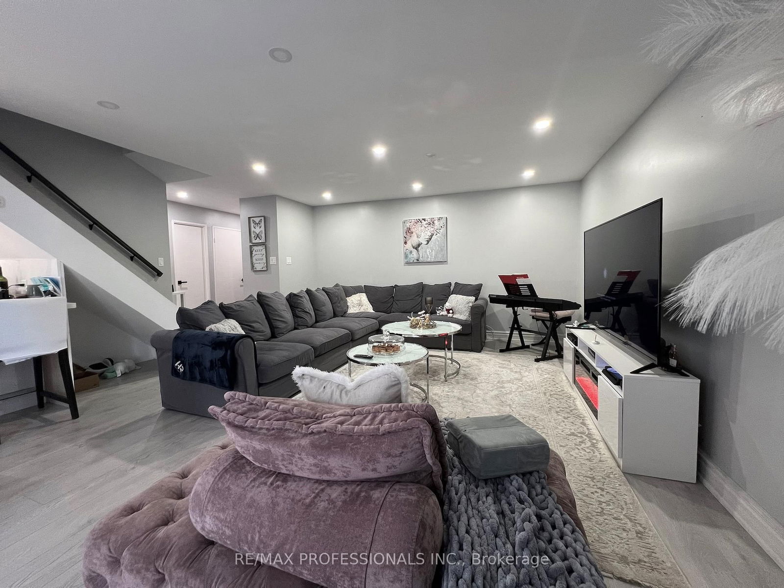 4005 Don Mills Rd, unit 208 for rent