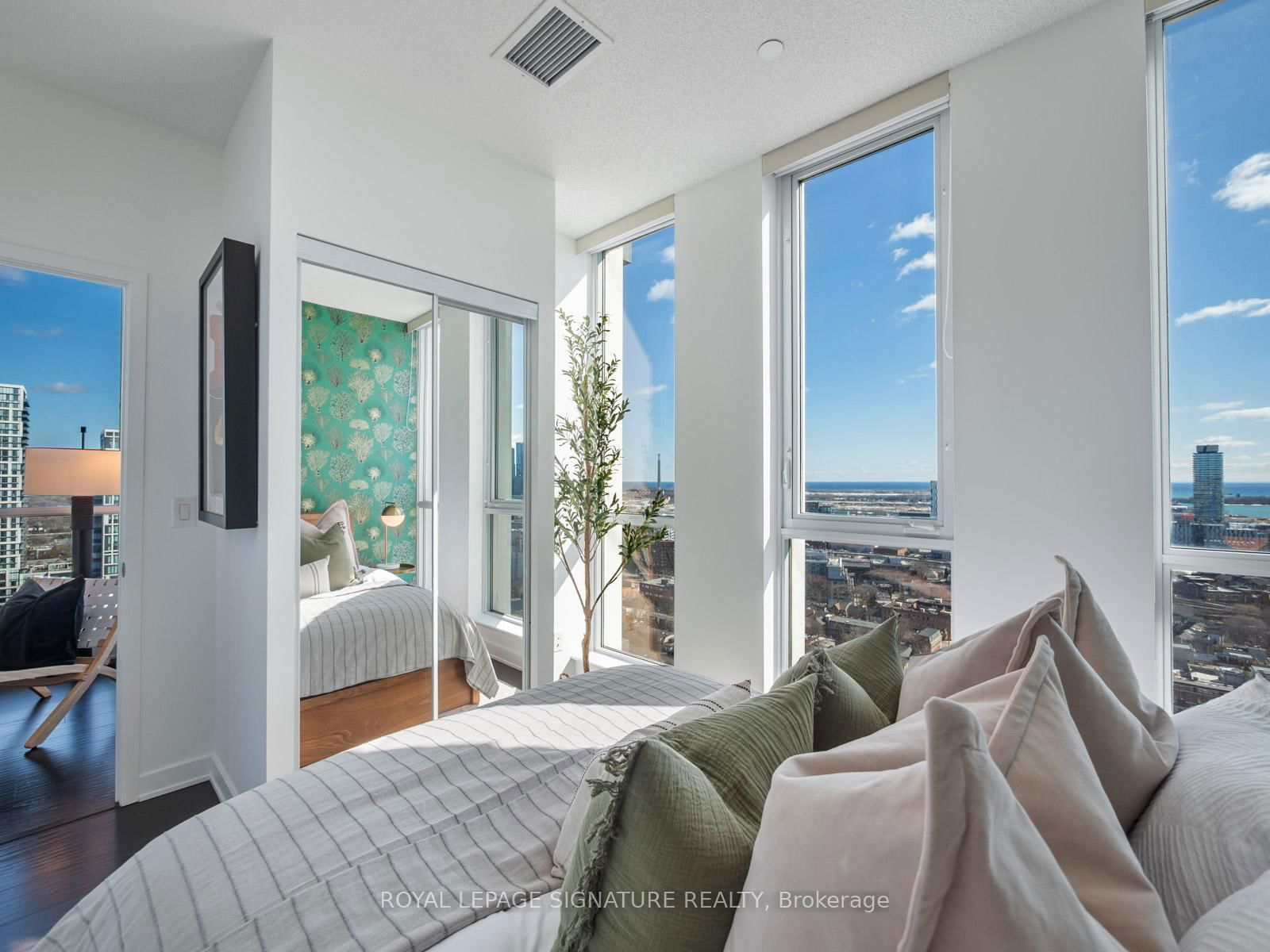 55 Regent Park Blvd, unit 2802 for sale