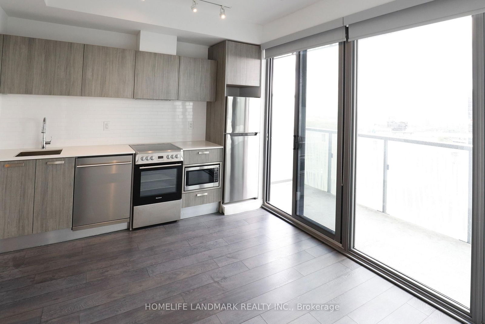 50 Charles St E, unit 3402 for rent