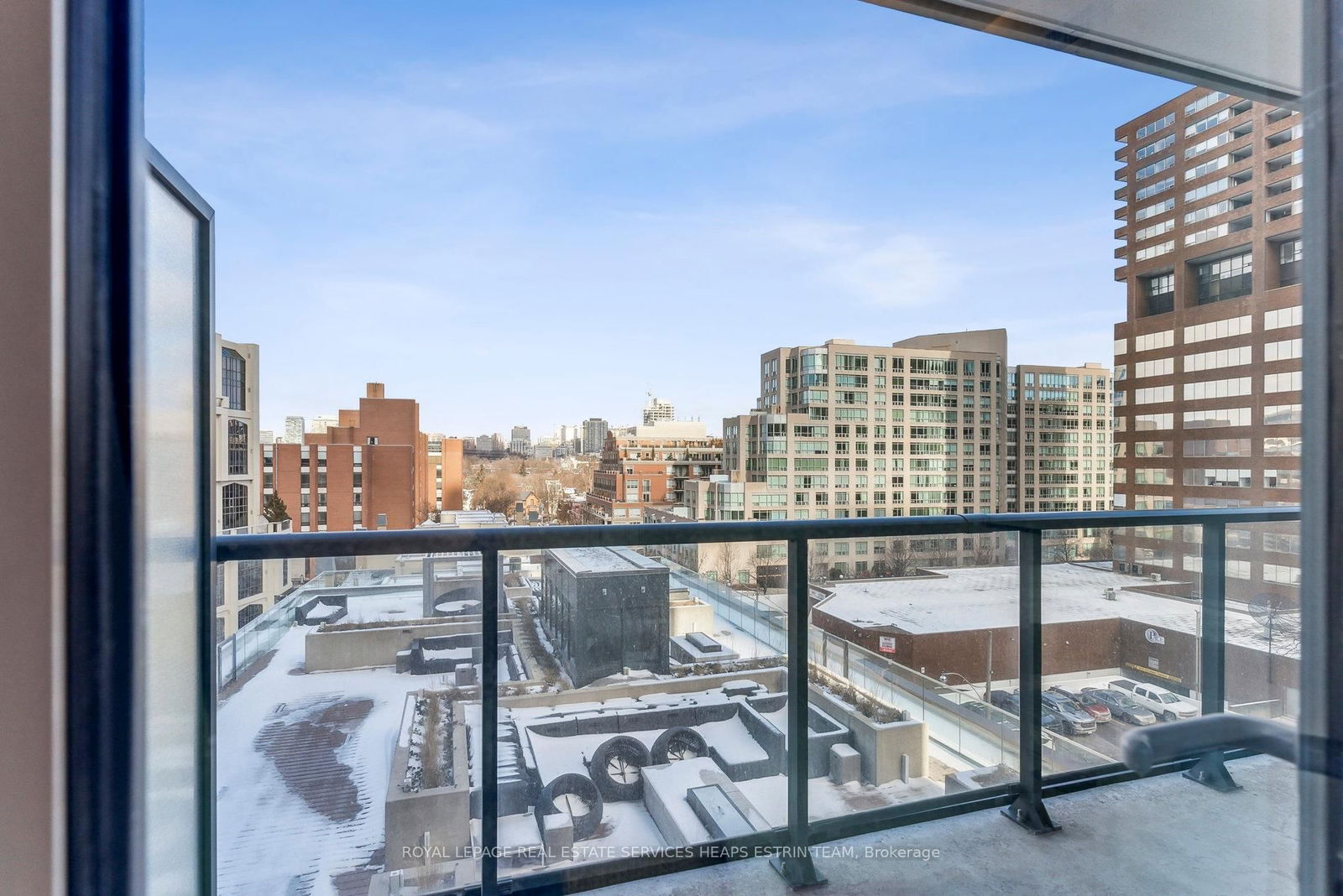 32 Davenport Rd, unit 603 for sale