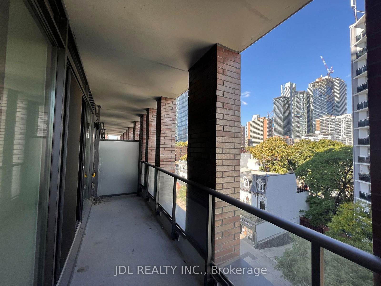 81 Wellesley St E, unit 508 for rent