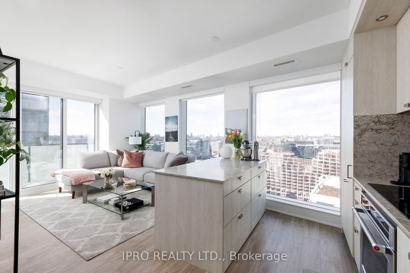 470 Front St W, unit 1805 for sale