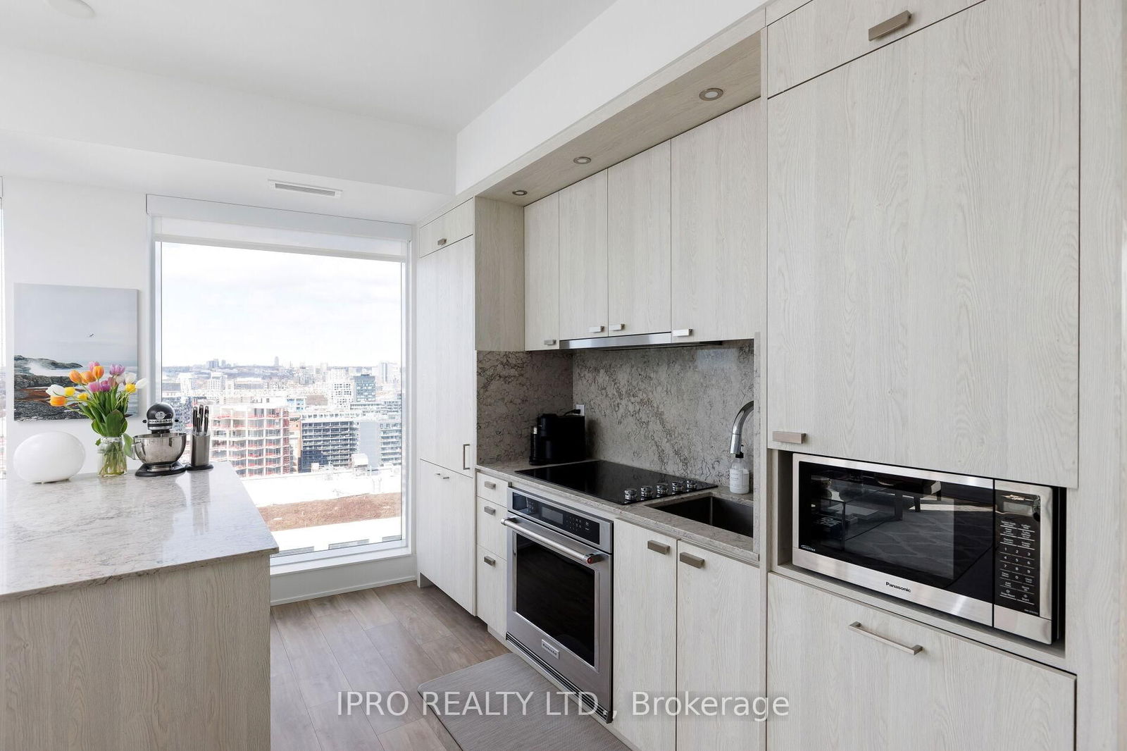 470 Front St W, unit 1805 for sale