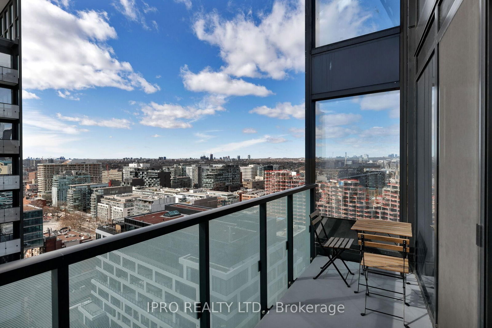 470 Front St W, unit 1805 for sale