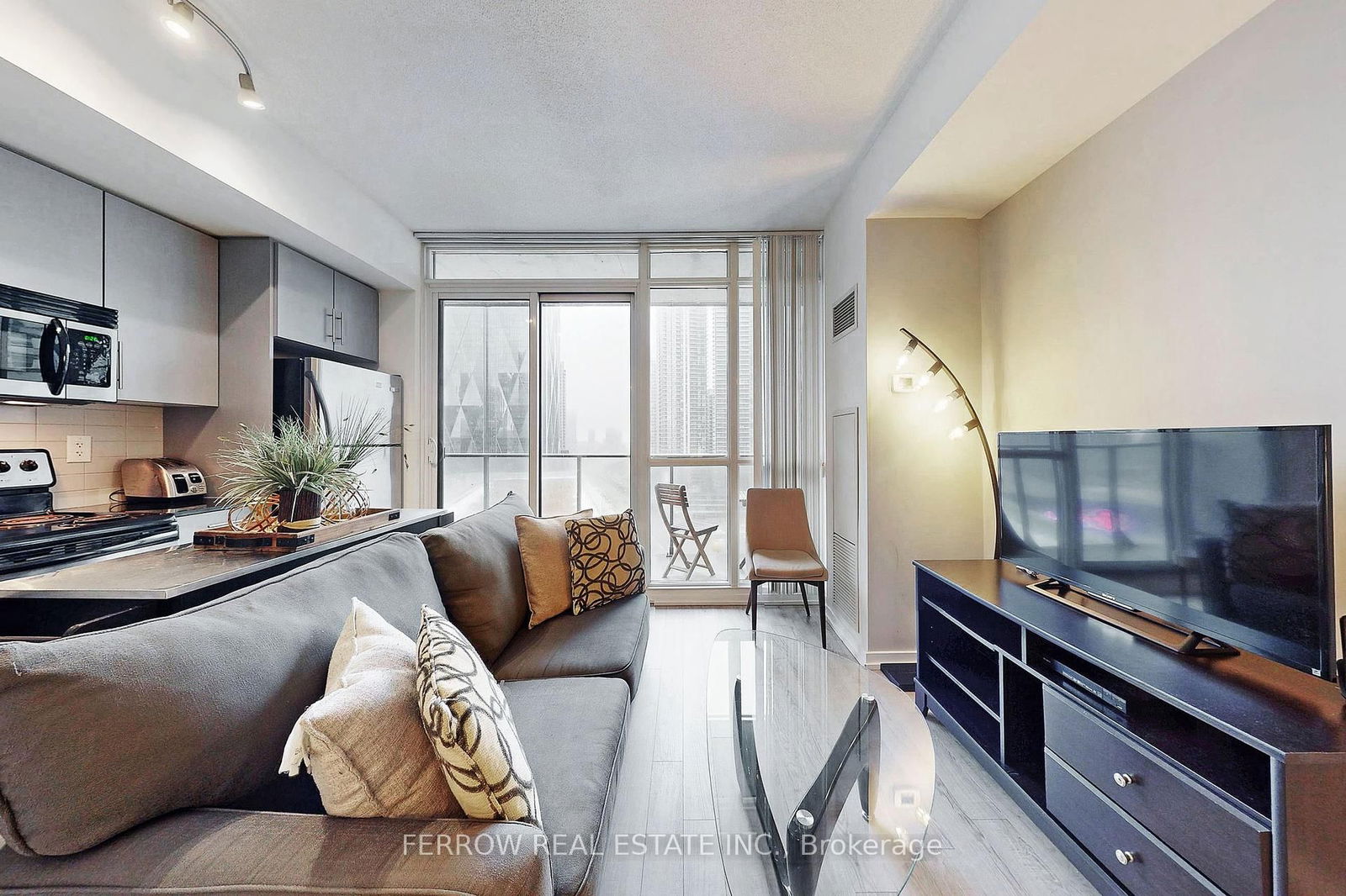 55 Bremner Blvd, unit 1306 for sale