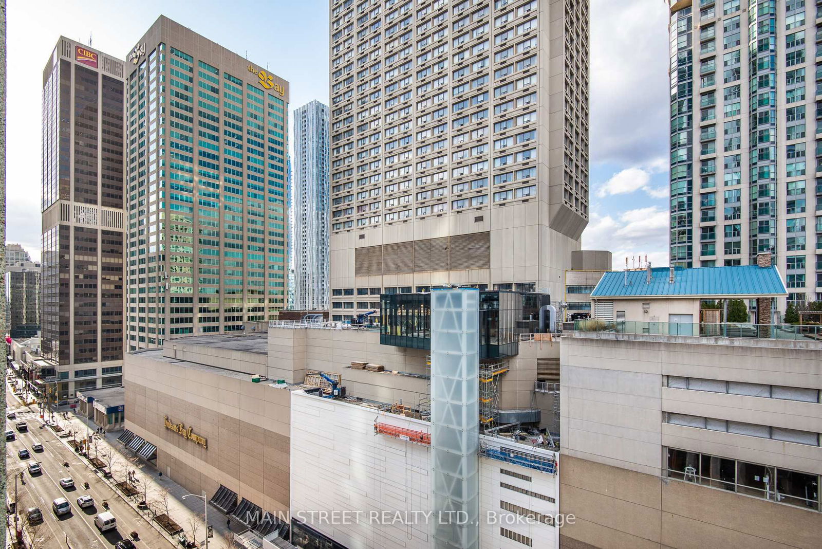 85 Bloor St E, unit 1404 for rent