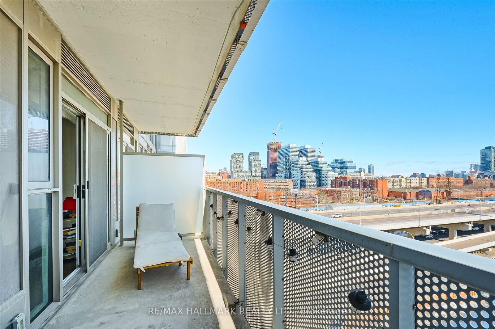 20 Richardson St E, unit 602 for sale