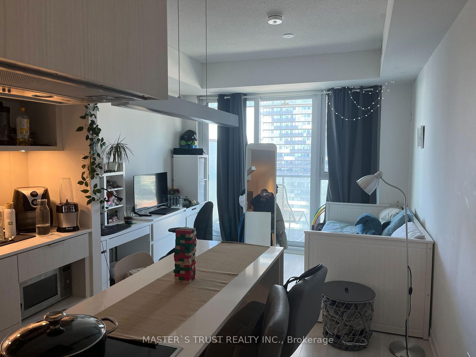 15 Lower Jarvis St, unit 2609 for rent