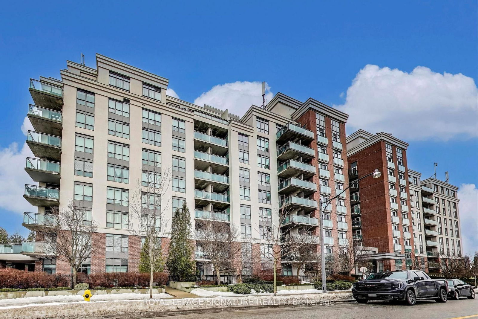 120 Dallimore Circ, unit 621 for sale