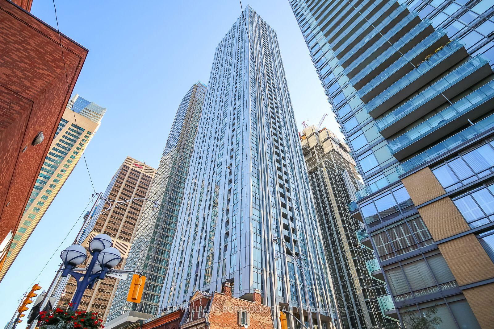 1 Yorkville Ave, unit 4811 for rent