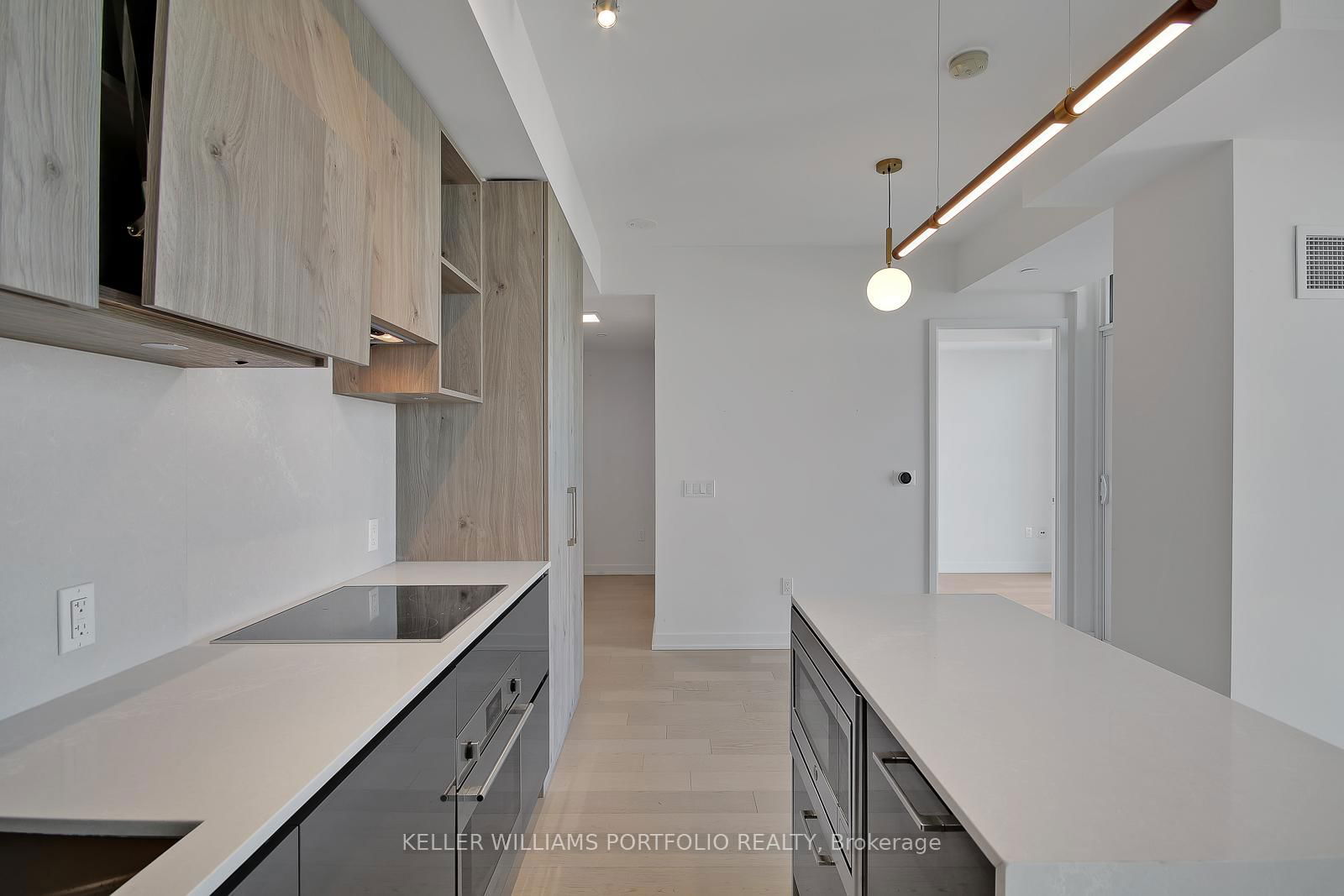 1 Yorkville Ave, unit 4811 for rent