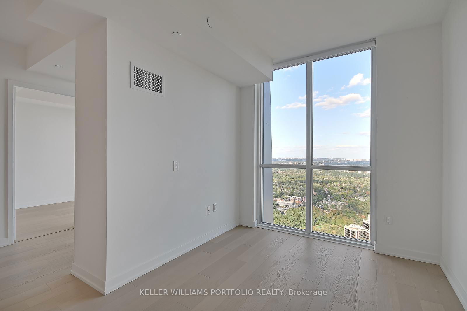 1 Yorkville Ave, unit 4811 for rent