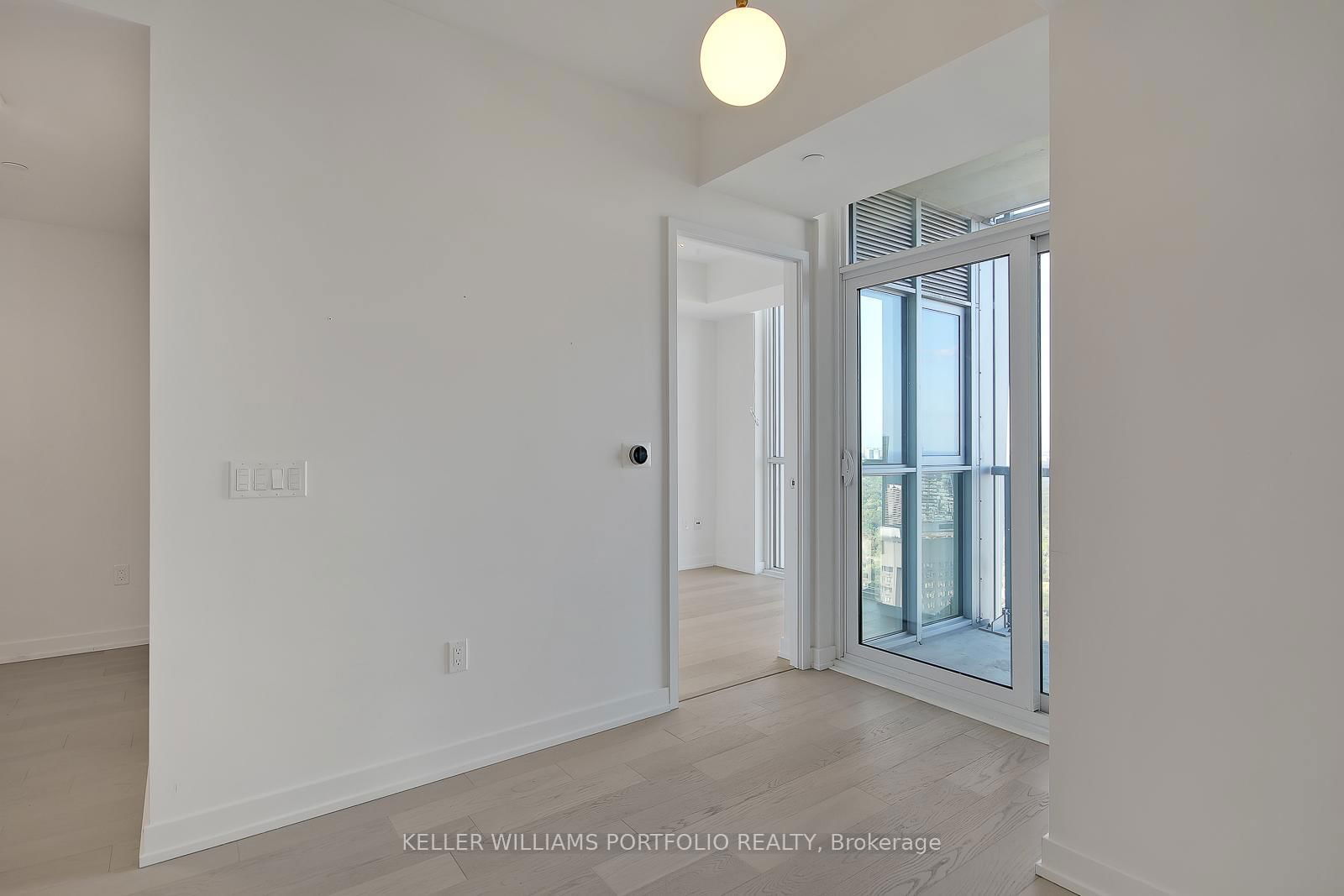 1 Yorkville Ave, unit 4811 for rent