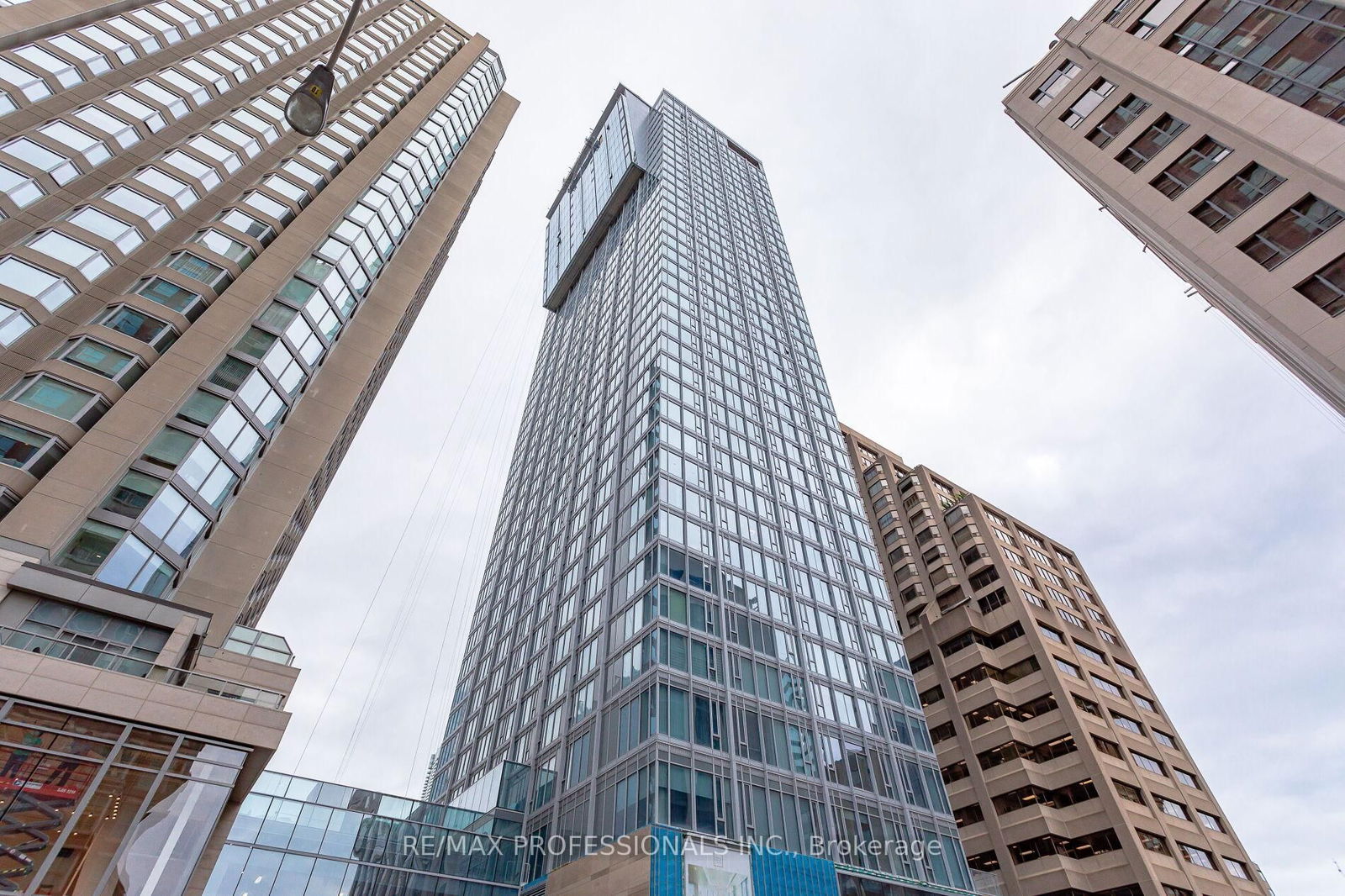 188 Cumberland St, unit 2507 for sale