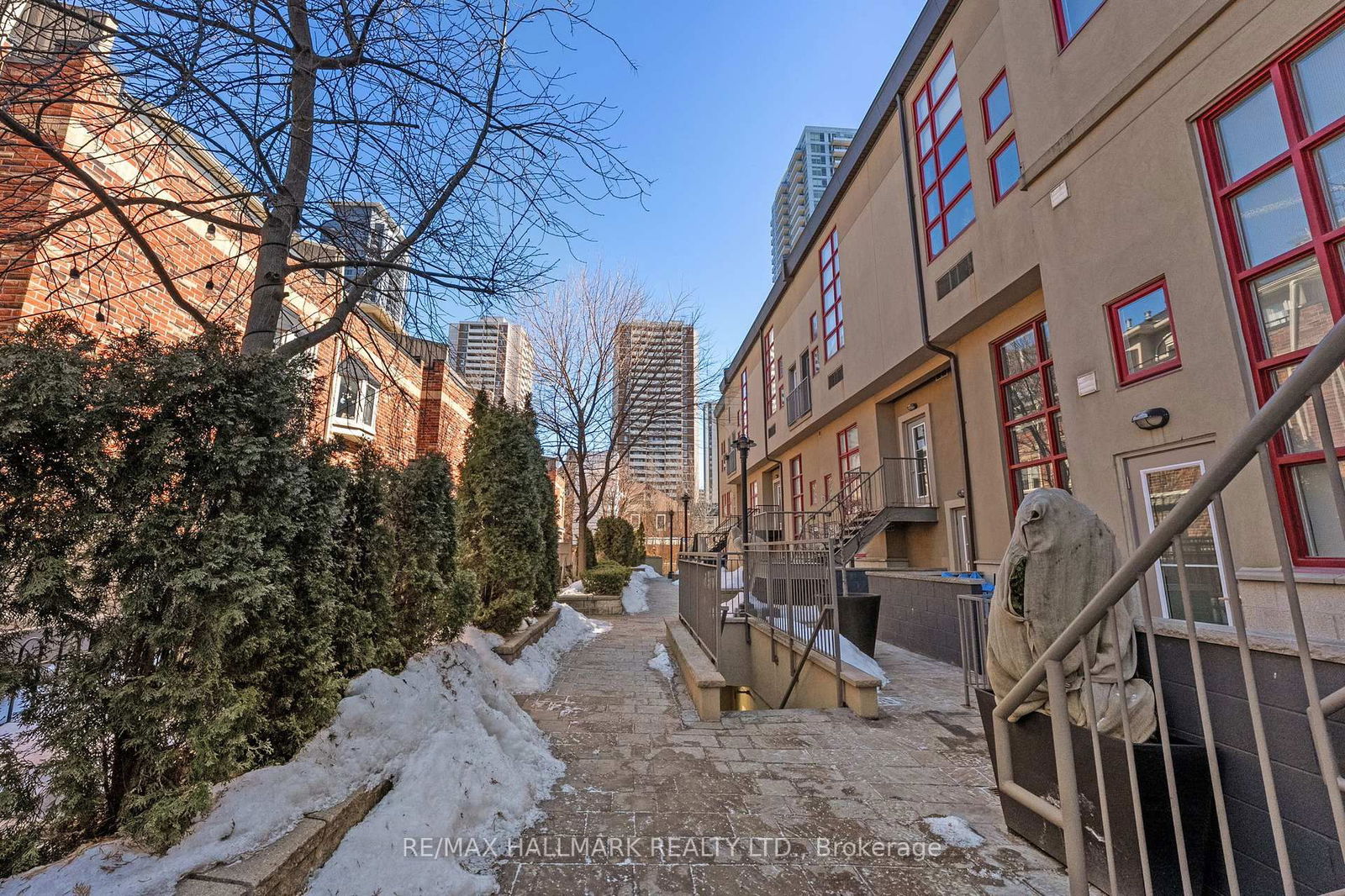 Earl Lofts, Downtown, Toronto