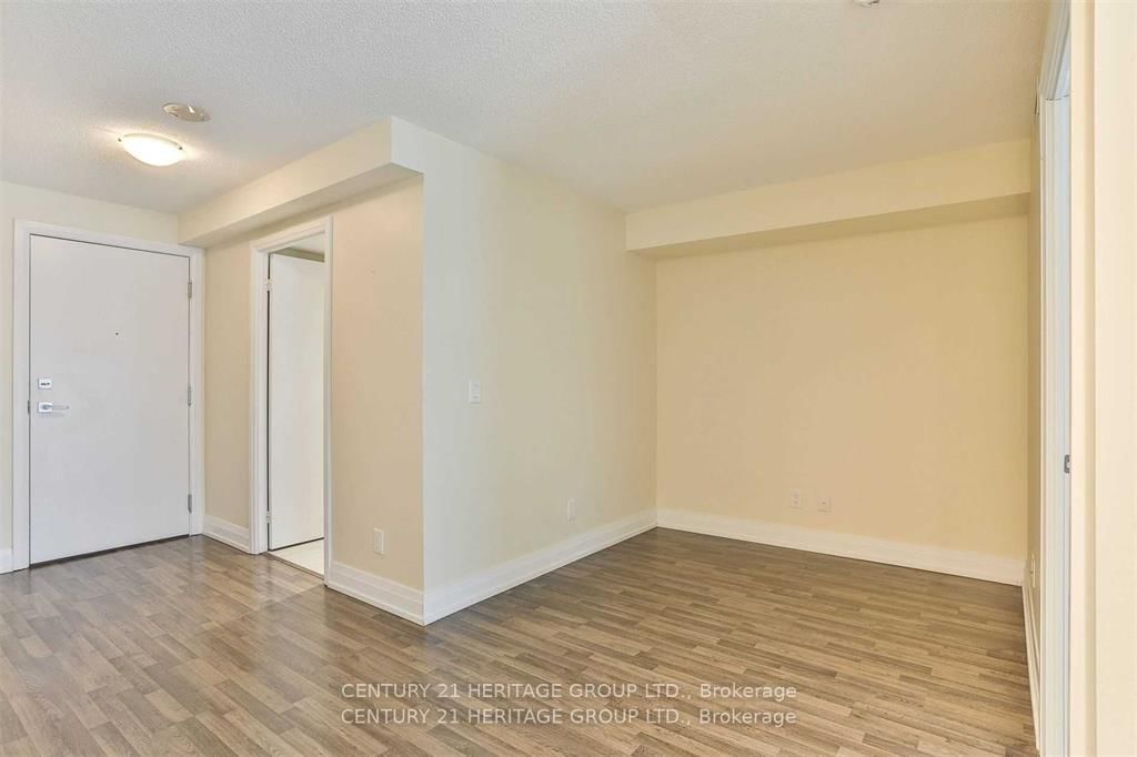 555 Wilson Ave, unit 417E for rent