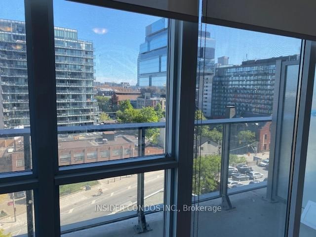 120 Parliament St, unit 810 for rent