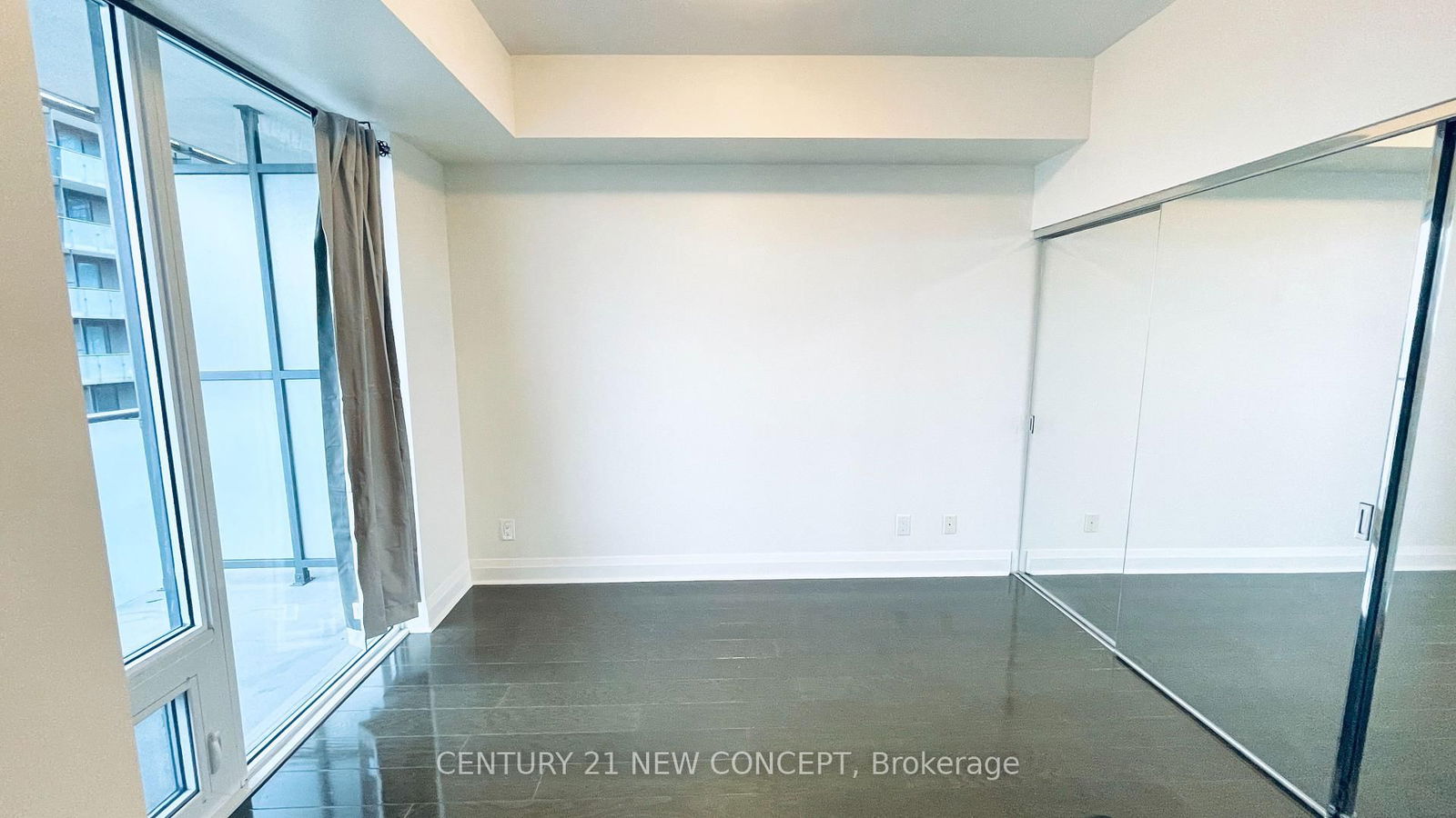 1080 Bay St, unit 1405 for rent