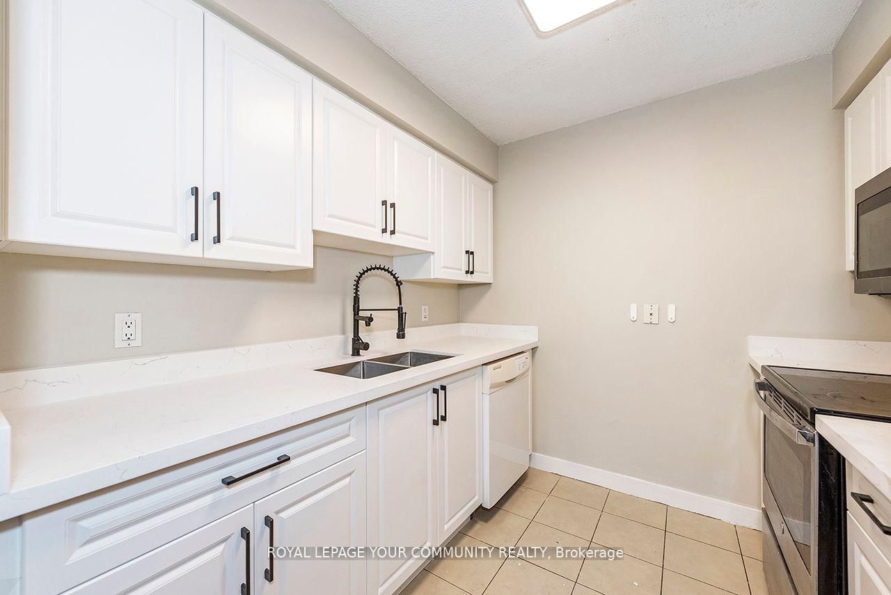 373 Front St W, unit 2102 for sale