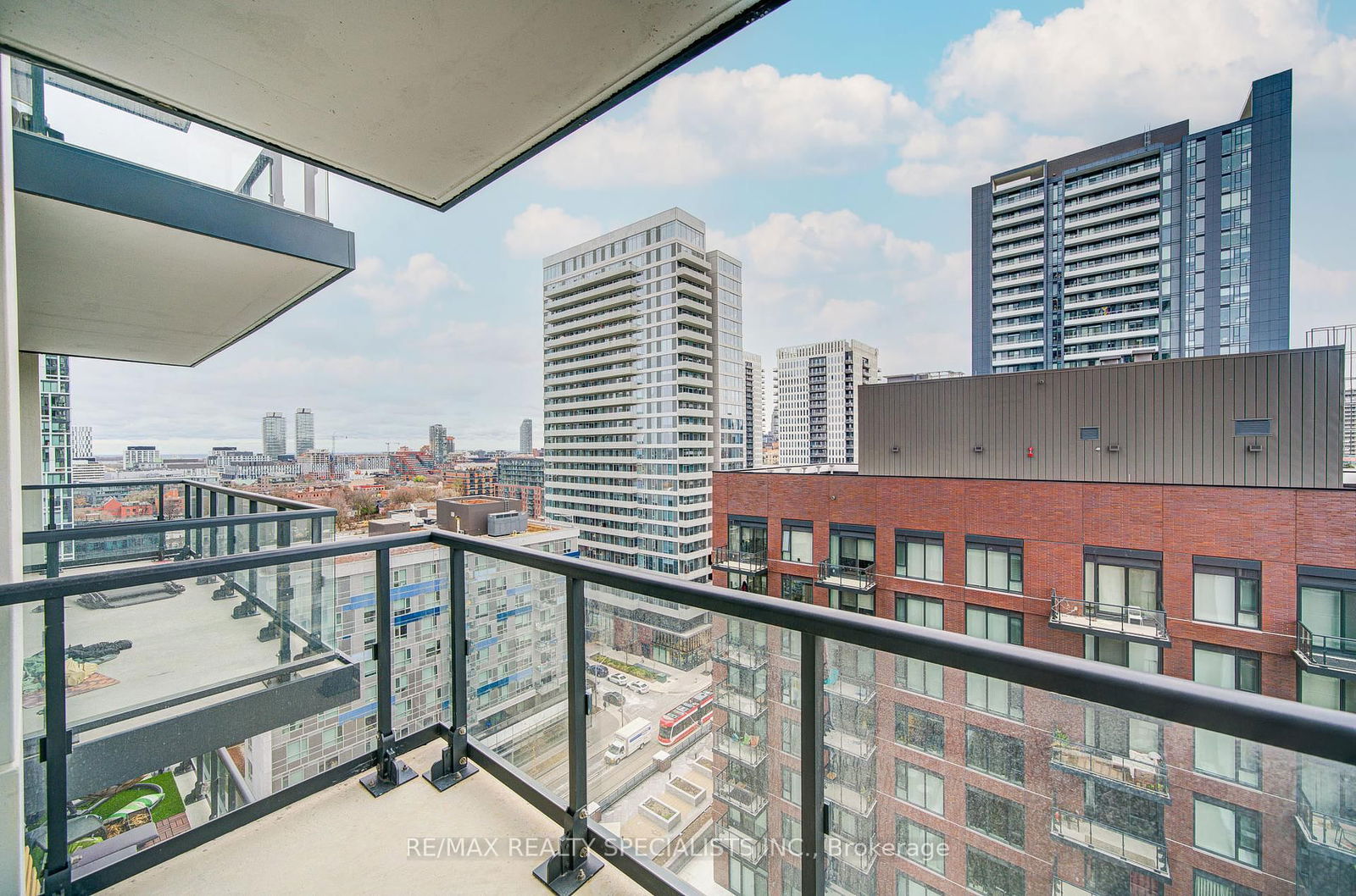 130 River St, unit 1306 for sale